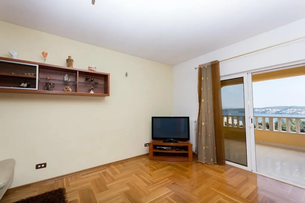 Apartments Meri Seget Vranjica 0*,