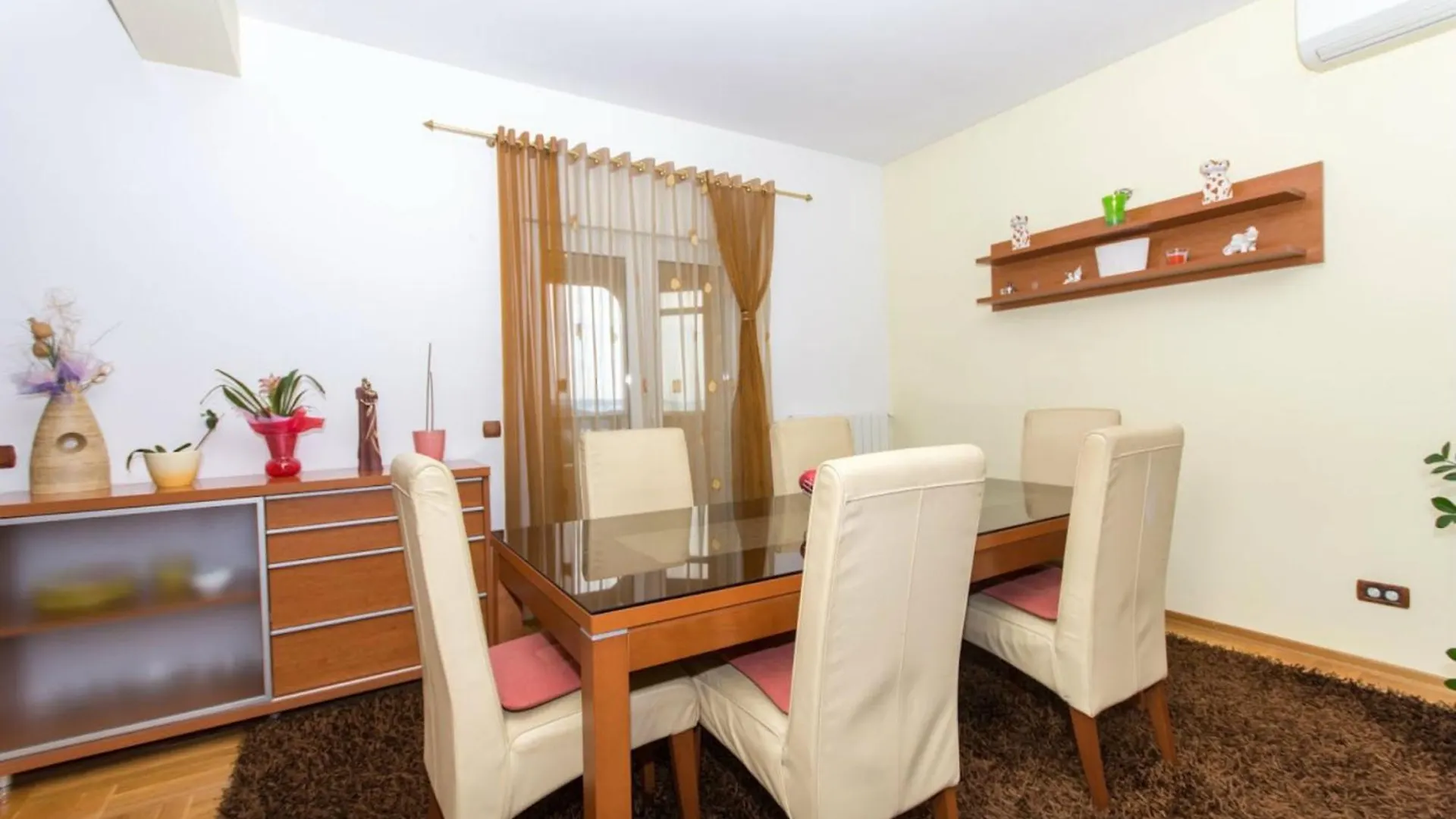 Apartments Meri Seget Vranjica Croatia