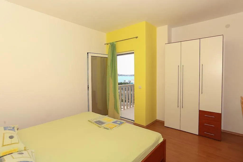 Apartments Meri Seget Vranjica Croatia